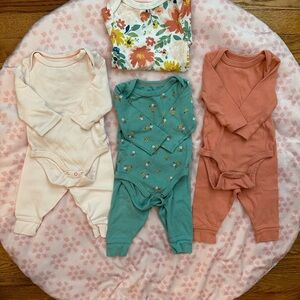 Baby bundle 4 onesies + 3 pant lot